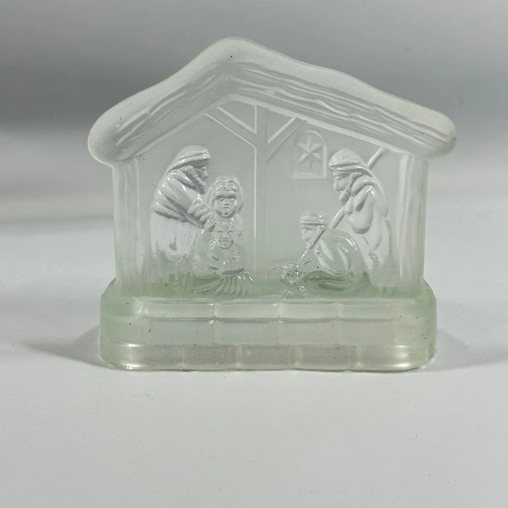 VTG Nativity Scene Votive Holder Frosted Glass Christmas Religious‎ Decor Small